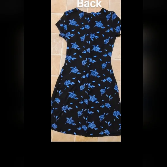 flower dress - Picture 2 of 3